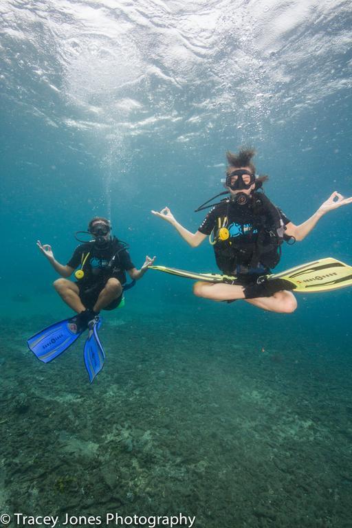 Bali Reef Divers Tulamben Esterno foto